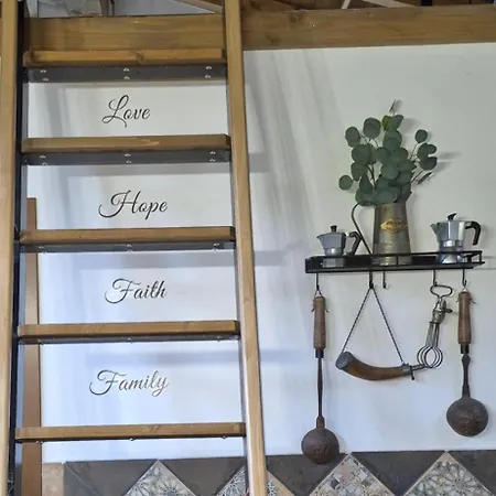 شقة Della Rosetta كانالي مونتيرانو